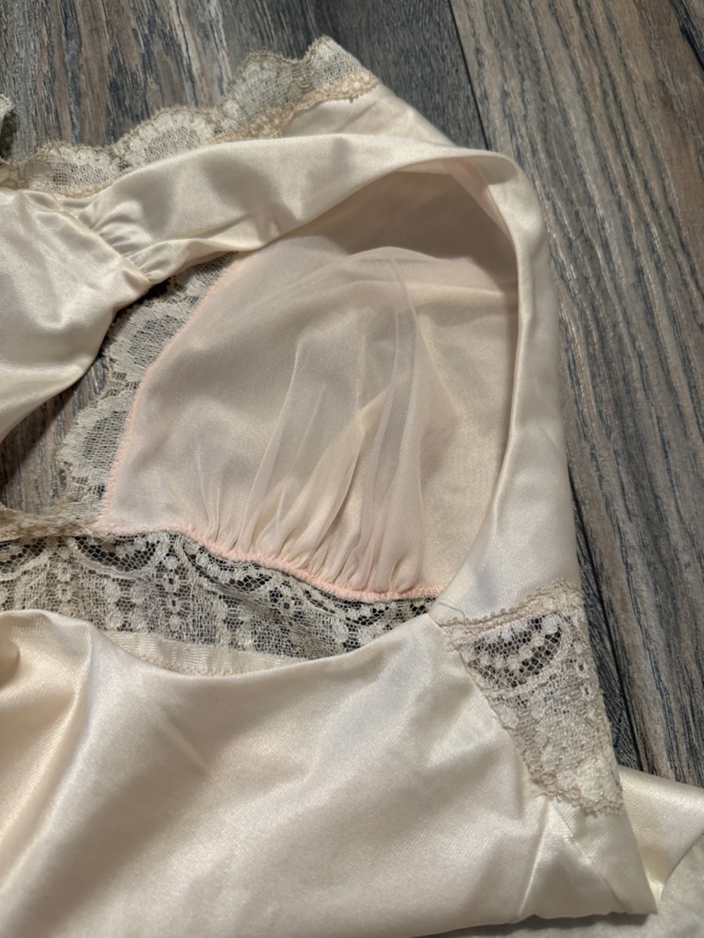 Vintage Vanity Fair Ivory  Slip Dress - Picture 8 of 8